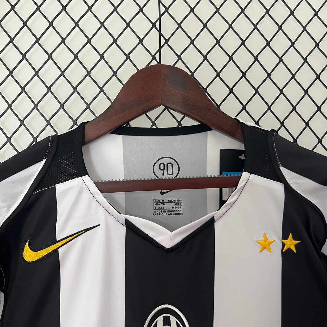 JUVENTUS 2004 - 2005 HJEMMEDRAKT