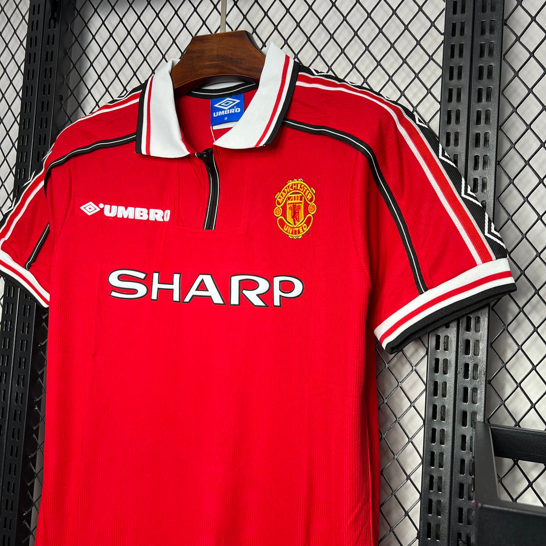 MANCHESTER UNITED 1998 - 1999 HJEMMEDRAKT