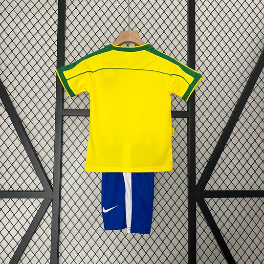 BRASIL HJEMMEDRAKT 1998 FOR BARN