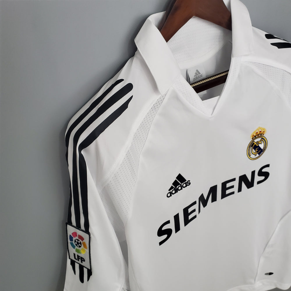 REAL MADRID 2005 - 2006 HJEMMEDRAKT