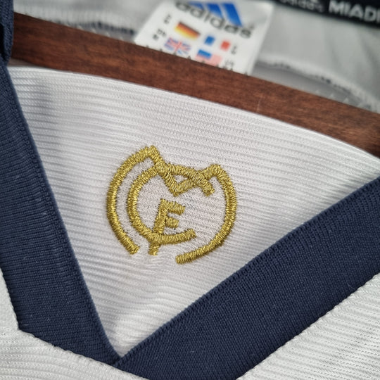 REAL MADRID 2000 - 2001 HJEMMEDRAKT