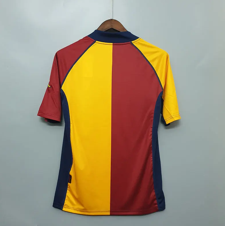 AS ROMA 2000 - 2001 HJEMMEDRAKT