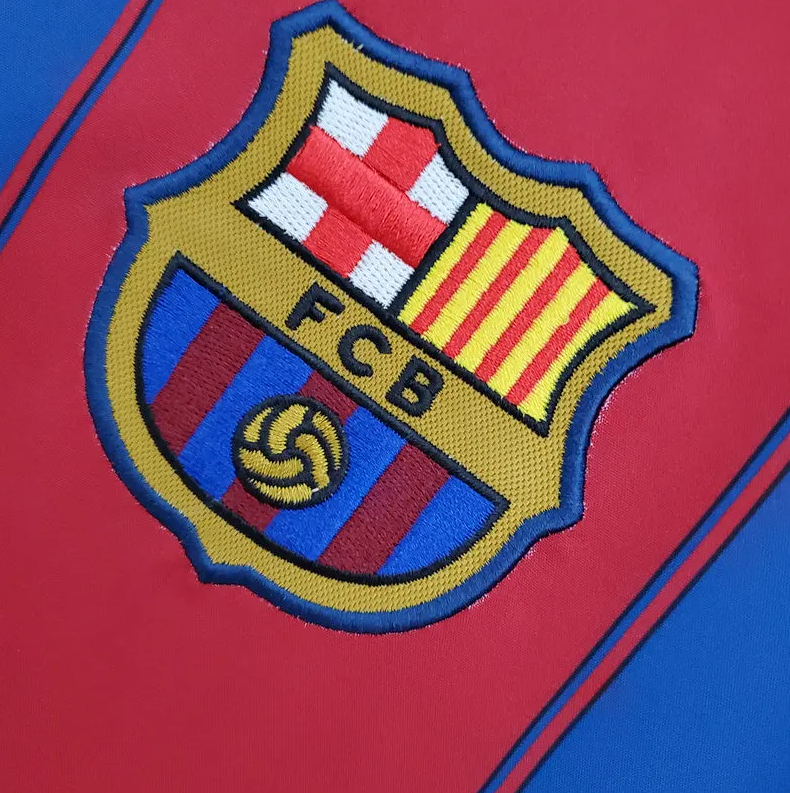 BARCELONA 2003 - 2004 HJEMMEDRAKT