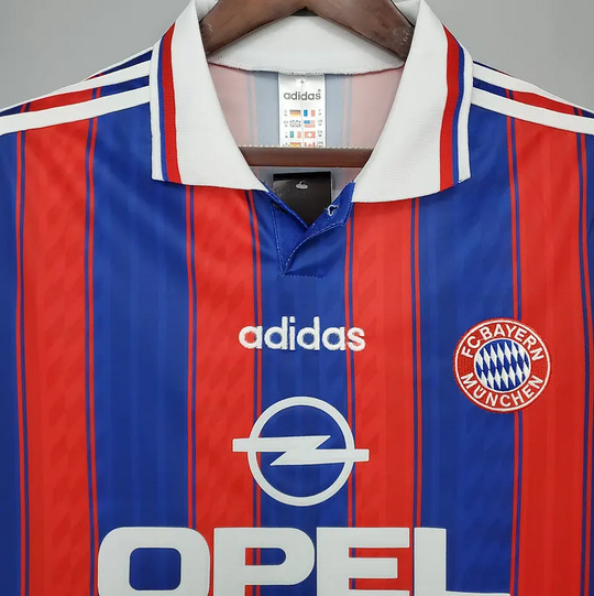 BAYERN MÜNCHEN 1996 - 1997 HJEMMEDRAKT