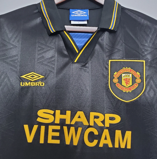 MANCHESTER UNITED 1994 - 1995 BORTEDRAKT