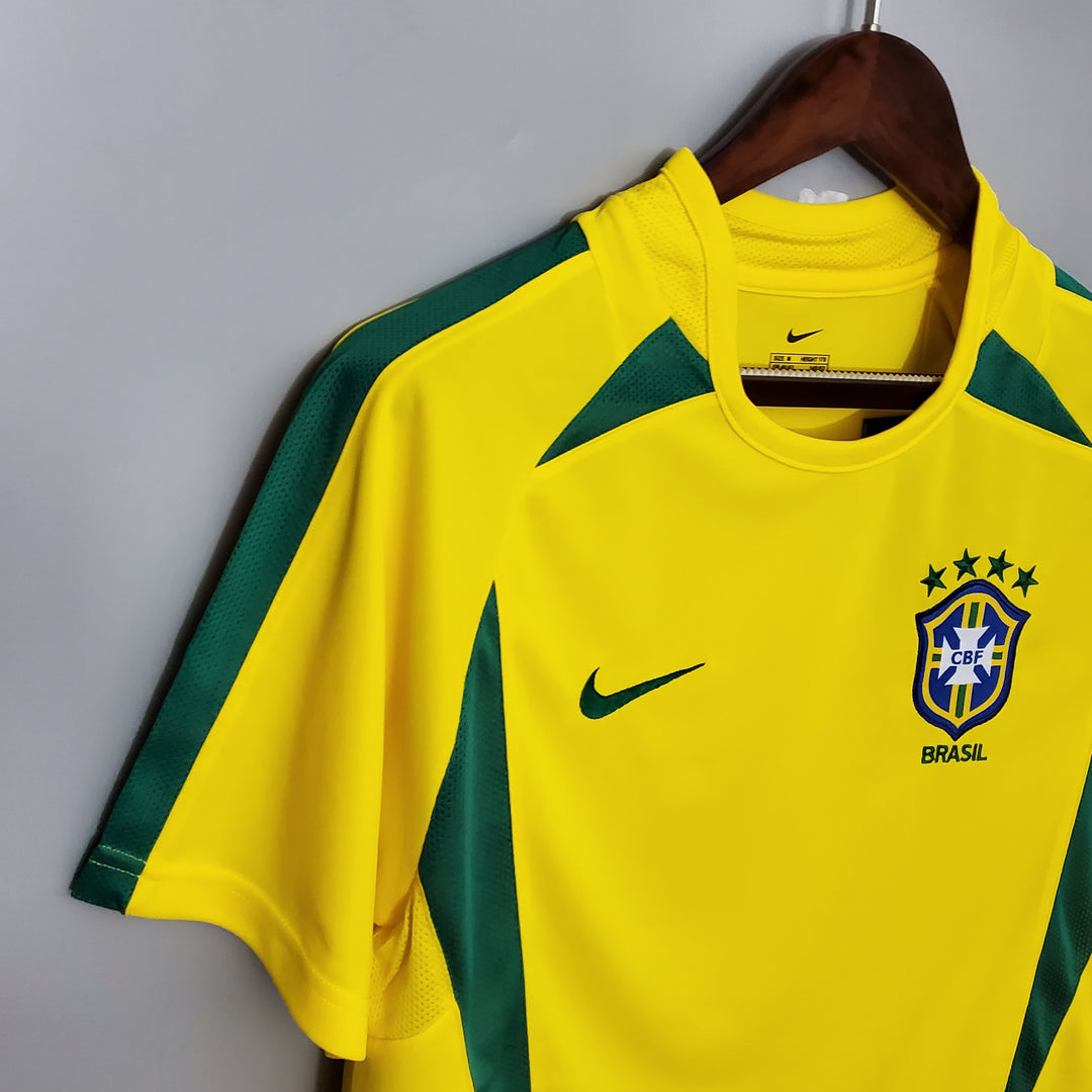 BRASIL HJEMMEDRAKT 2002